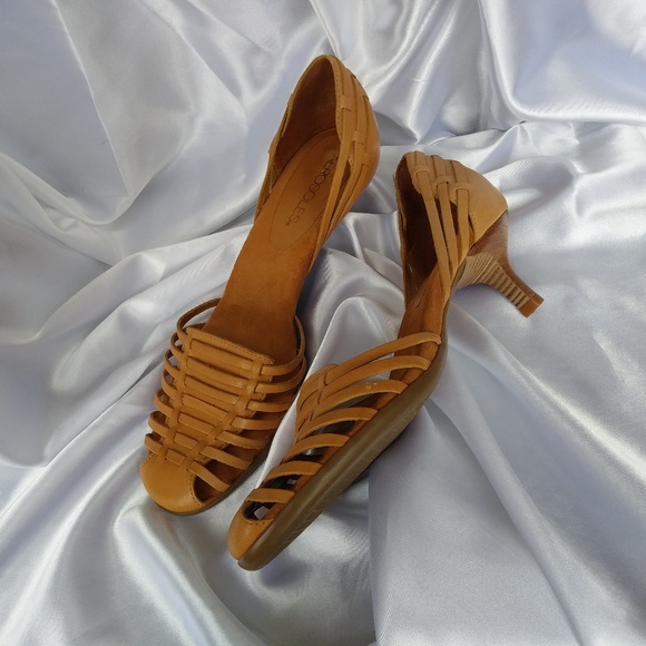 aerosoles low heel sandals
